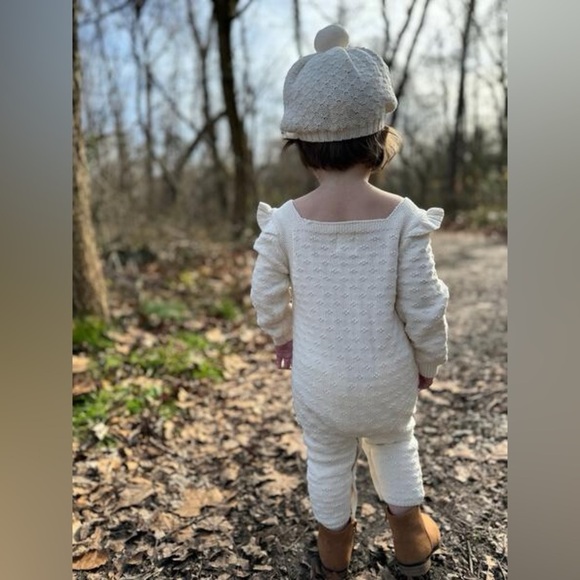 NWT ⭐️ ETTIE & H - MARCIE IVORY KNIT ROMPER - 18-24M - Picture 2 of 7